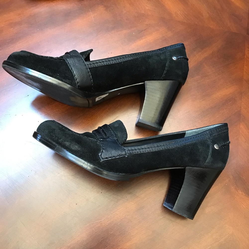 Nine West “Mindy” Black Suede Loafers 11M